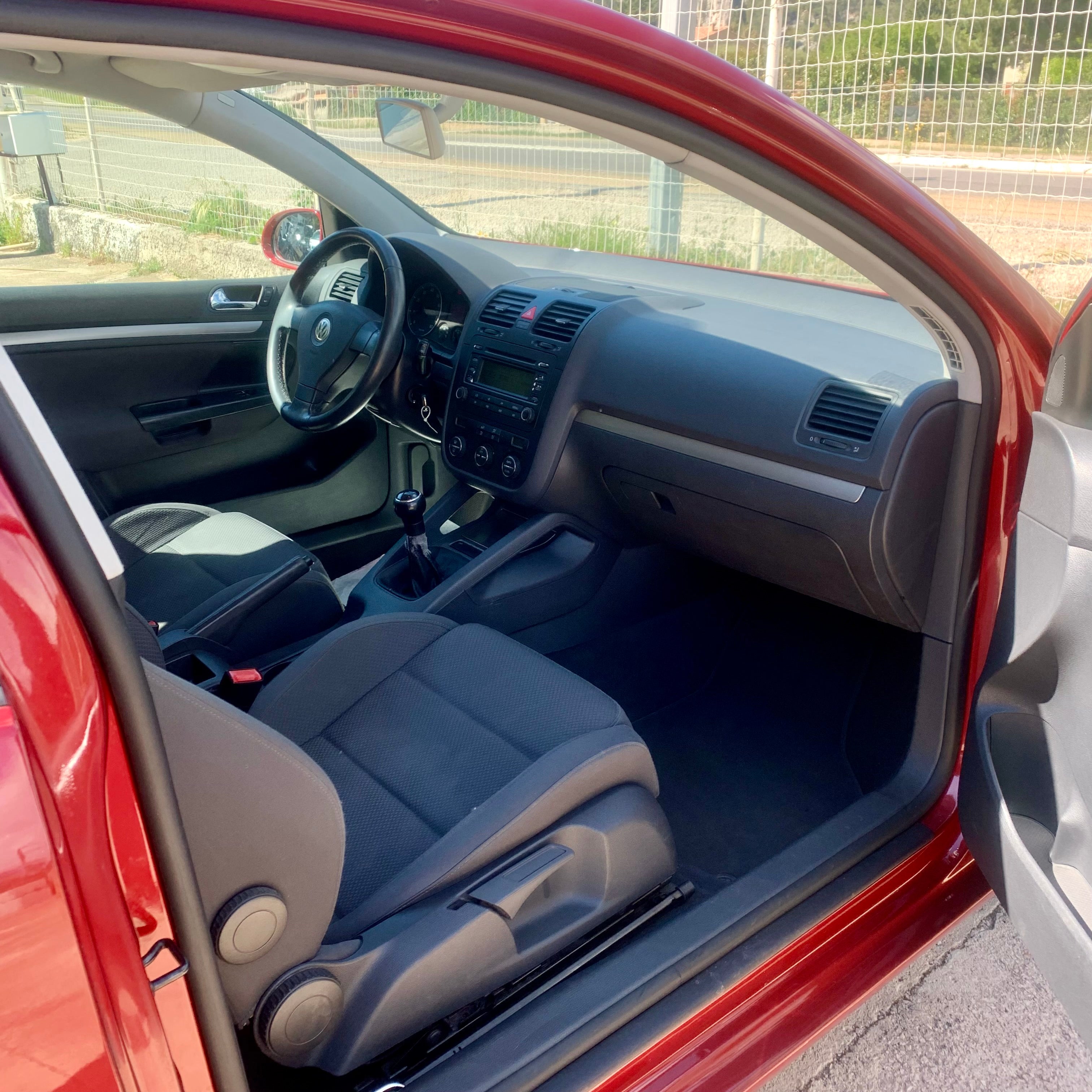 Volkswagen Golf V 1.6 FSI 115ch Trendline