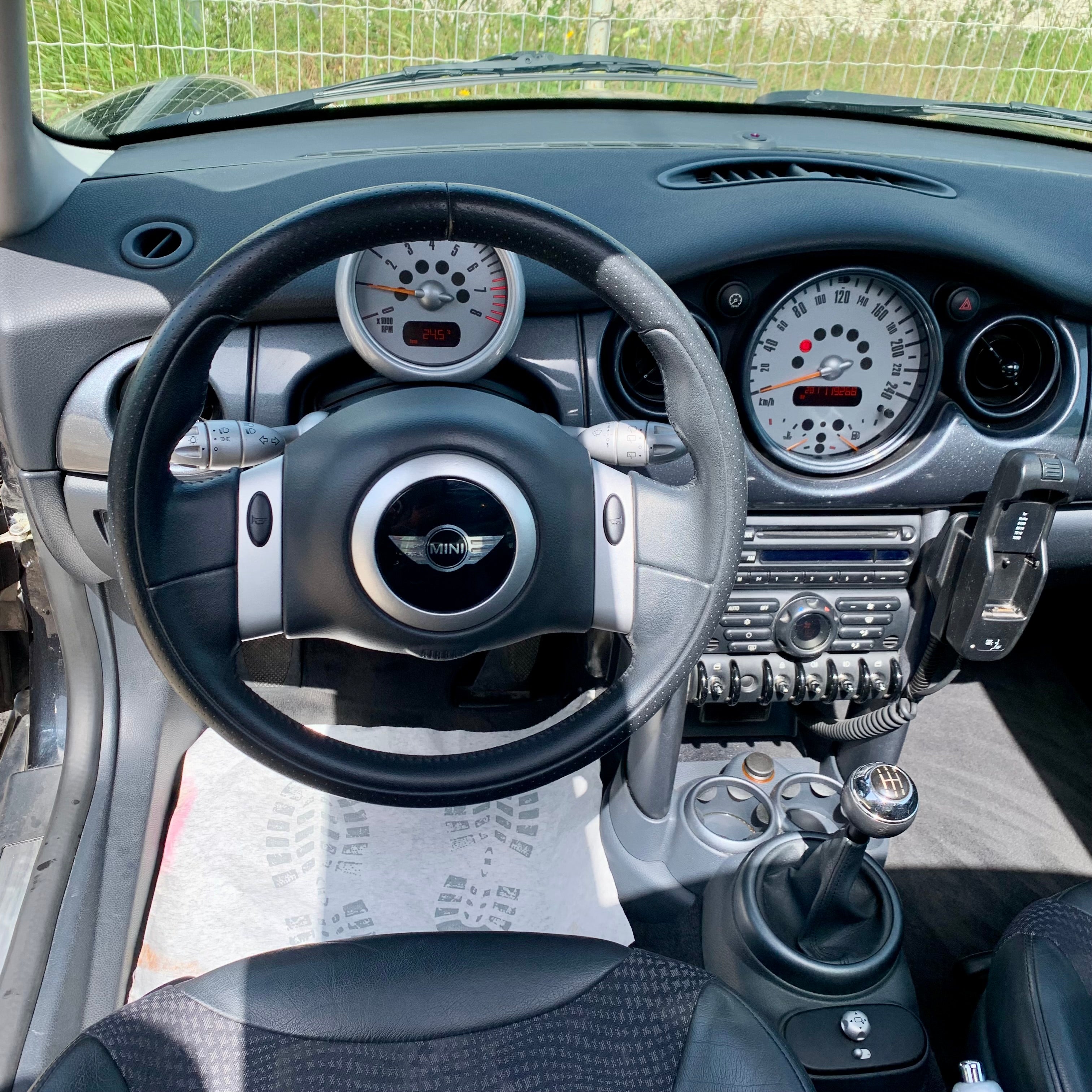 Mini Cooper 1.6 115ch