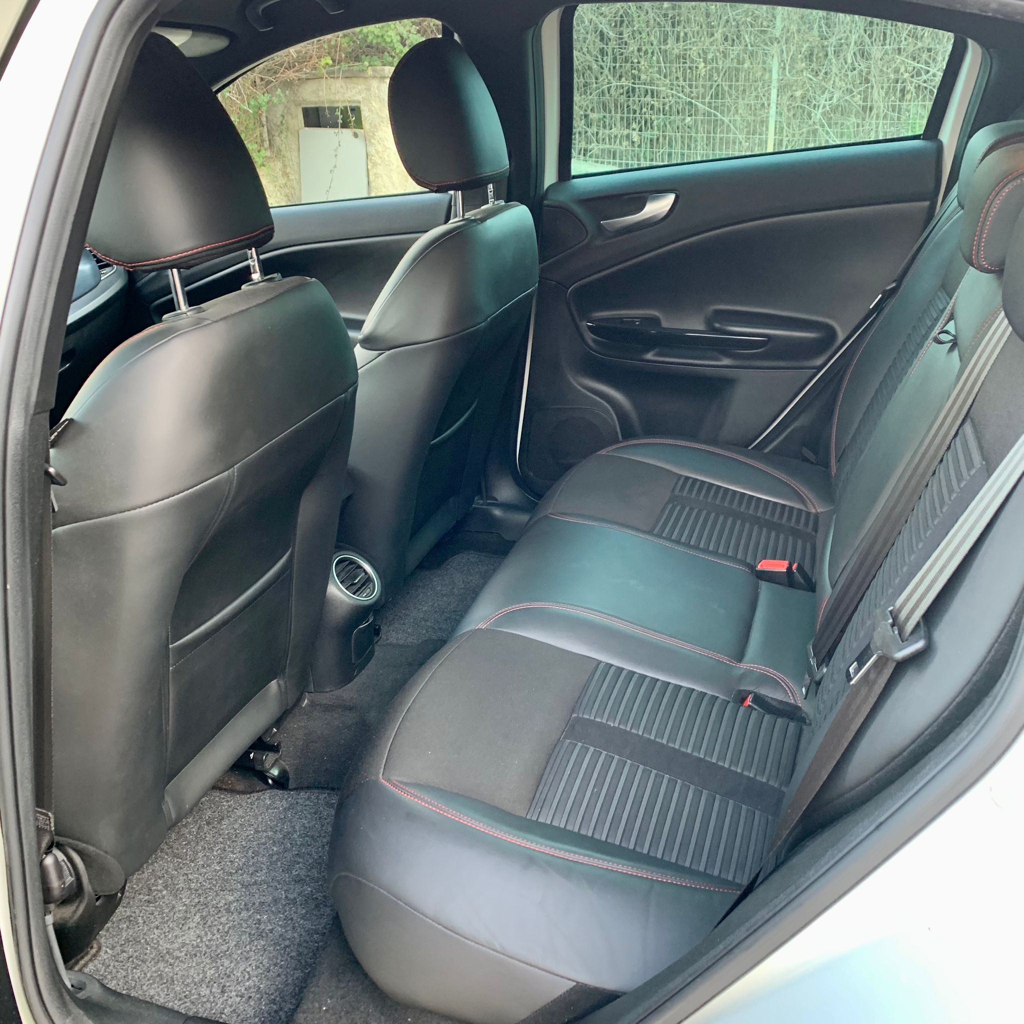 Alfa Romeo Giulietta 1750 TBI Quadrifoglio Verde